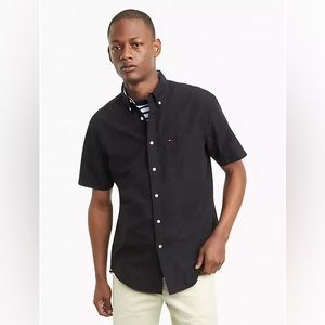 NWOT Black Tommy Hilfiger Men’s Classic Fit Button Down Shirt
